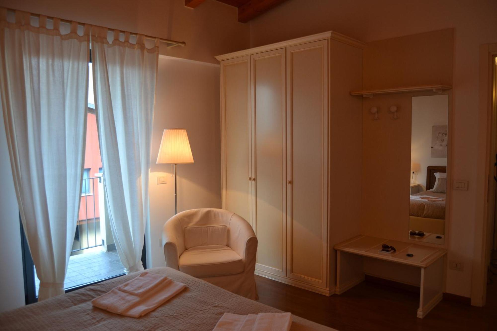 Residence I Fiori Piantedo Экстерьер фото